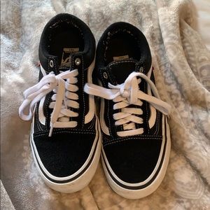 Black Vans. 7 Men’s but a 8.5 in women’s